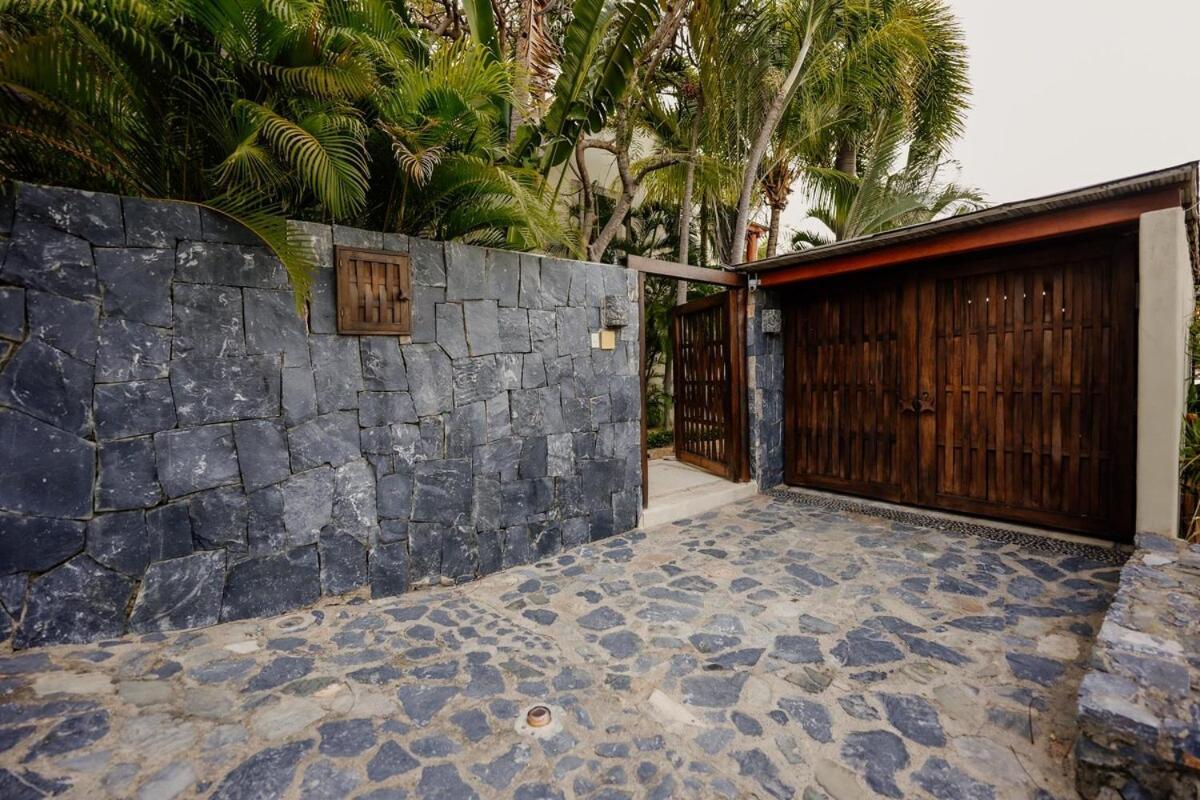 Dream Villa With Private Beach And Catering زيهواتانيجو المظهر الخارجي الصورة